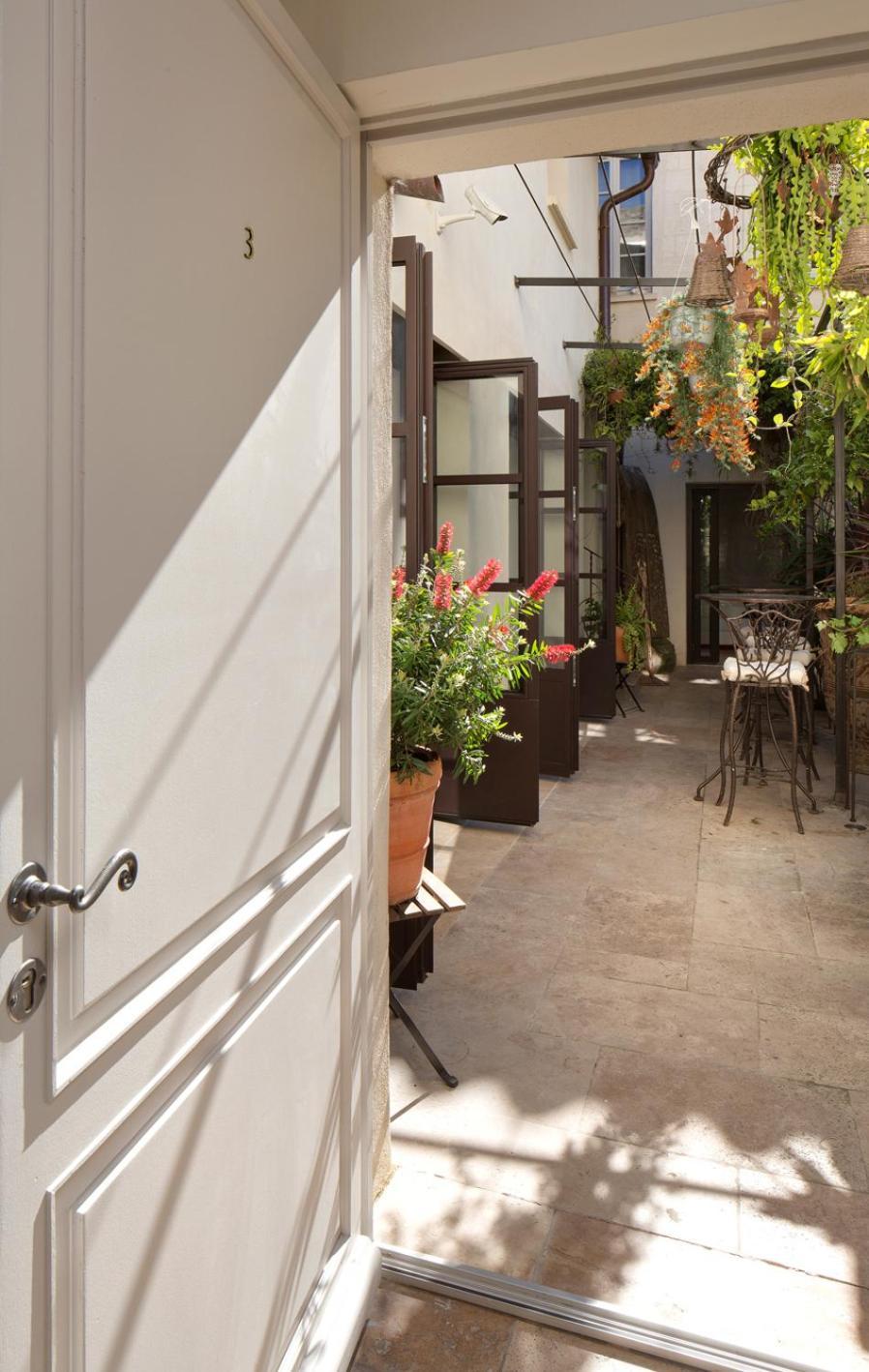 La Maison Des Augustins 4 Stars Spa Et Fitness 아비뇽 외부 사진