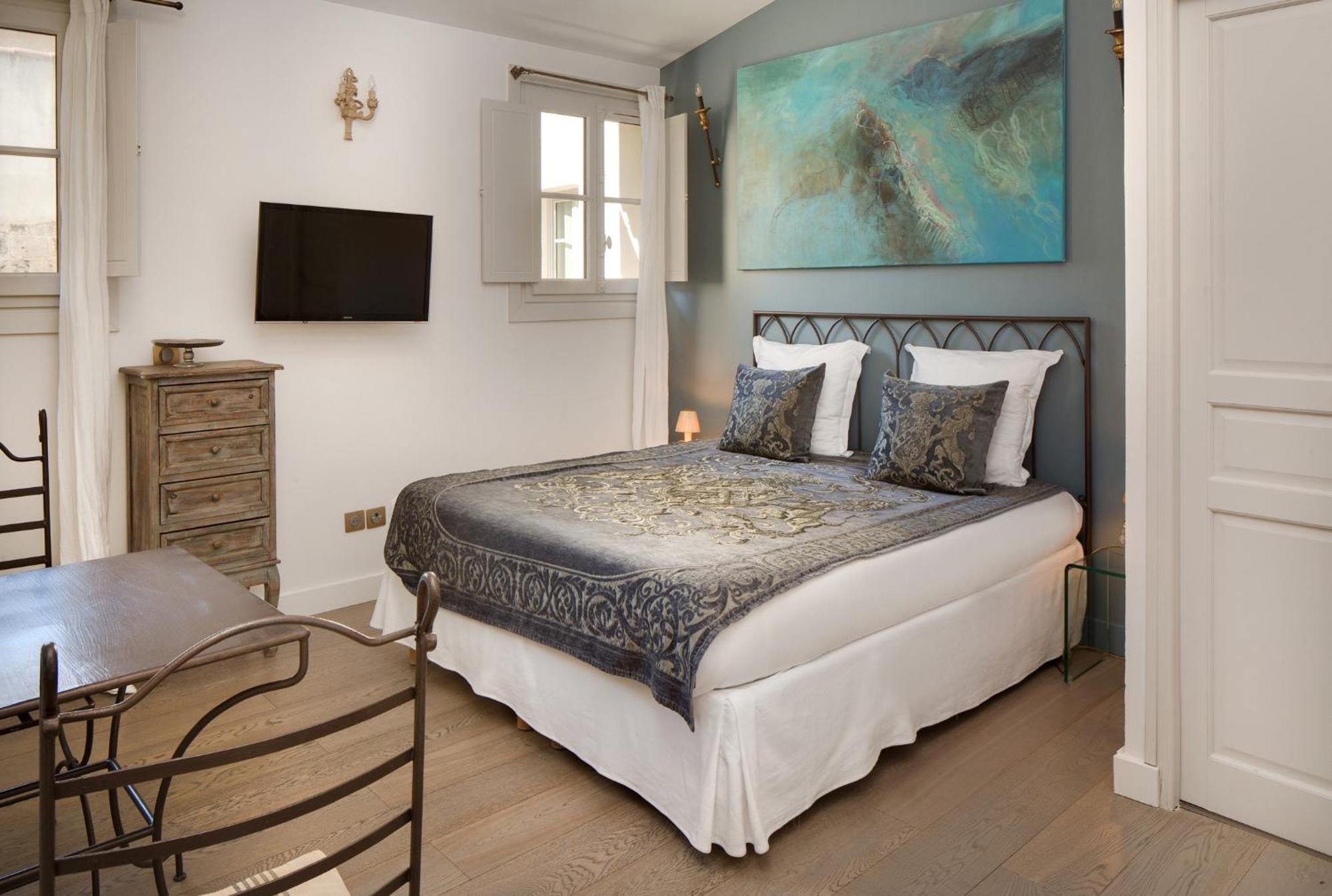 La Maison Des Augustins 4 Stars Spa Et Fitness 아비뇽 객실 사진