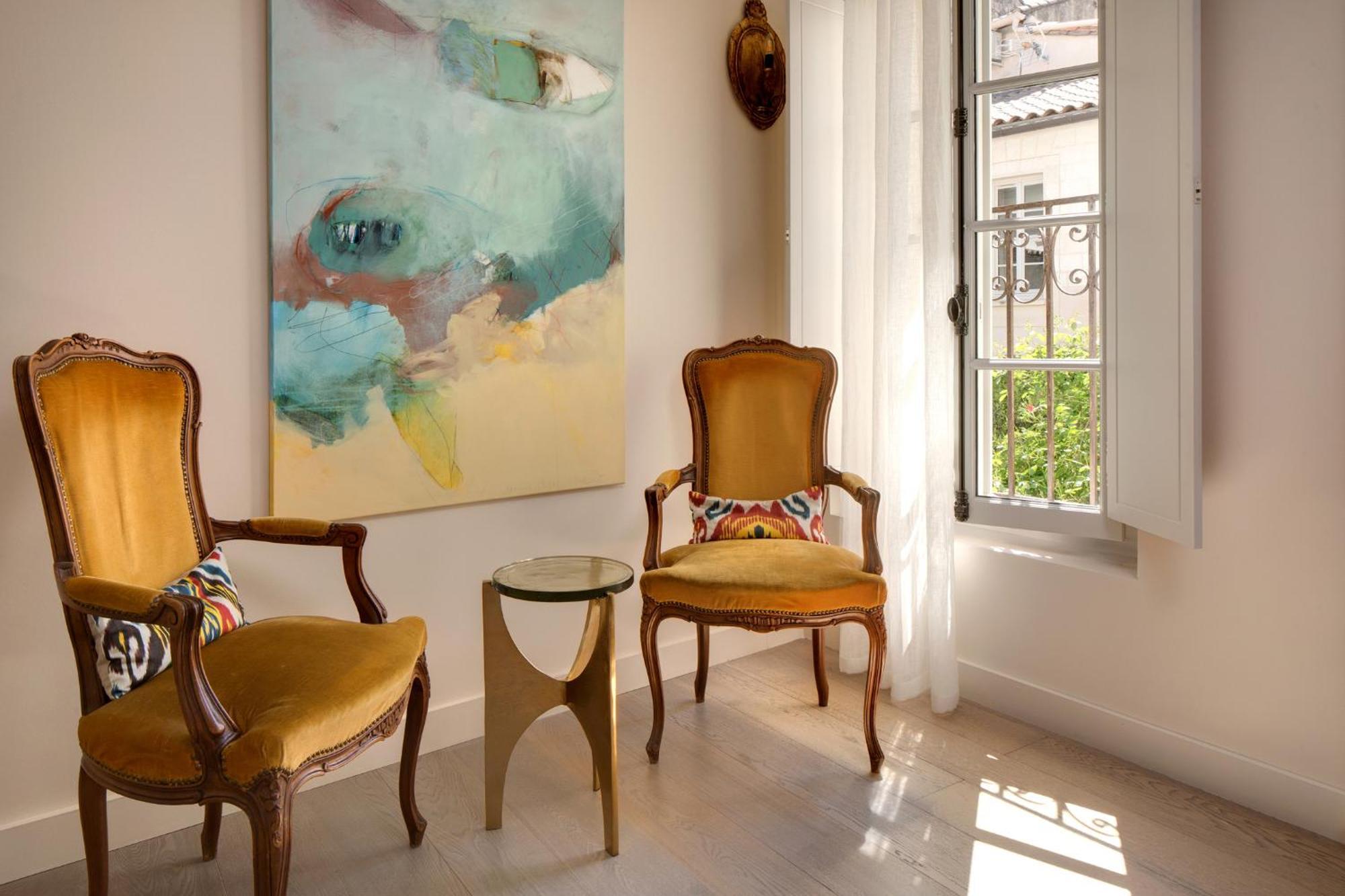 La Maison Des Augustins 4 Stars Spa Et Fitness 아비뇽 객실 사진