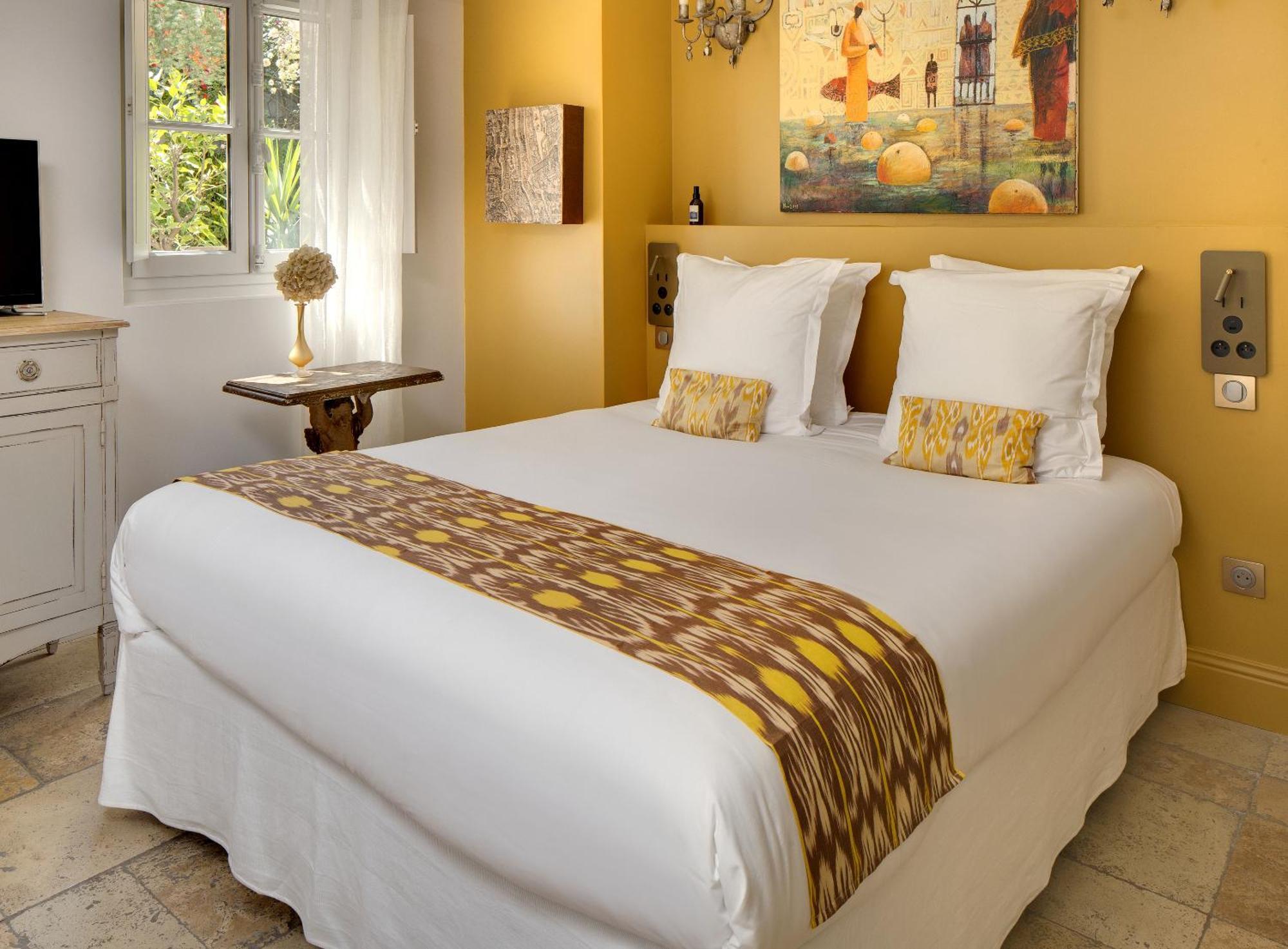 La Maison Des Augustins 4 Stars Spa Et Fitness 아비뇽 외부 사진