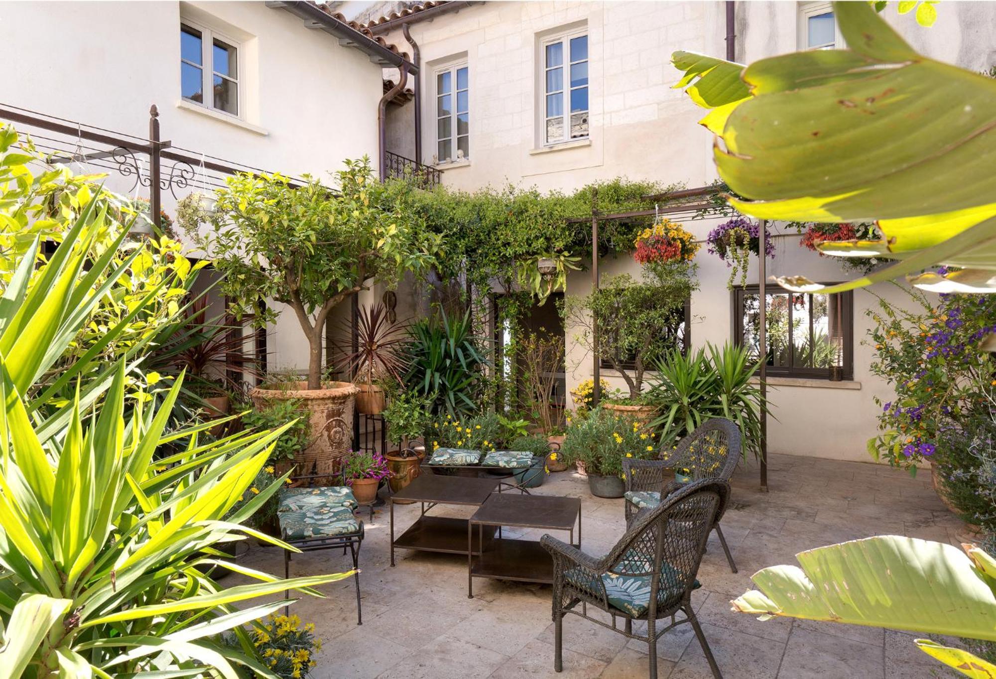 La Maison Des Augustins 4 Stars Spa Et Fitness 아비뇽 객실 사진