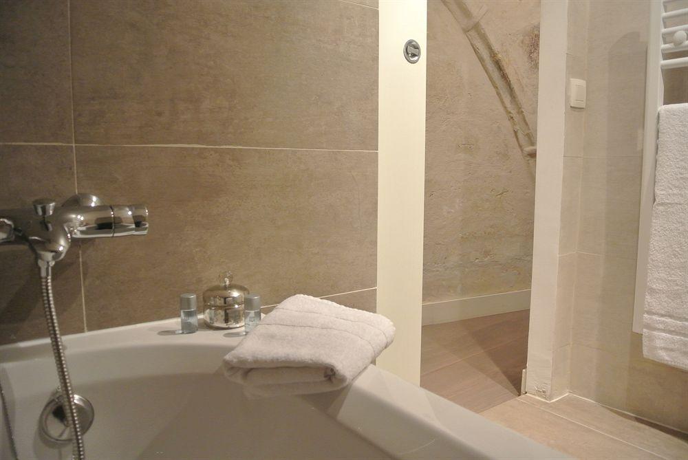 La Maison Des Augustins 4 Stars Spa Et Fitness 아비뇽 외부 사진